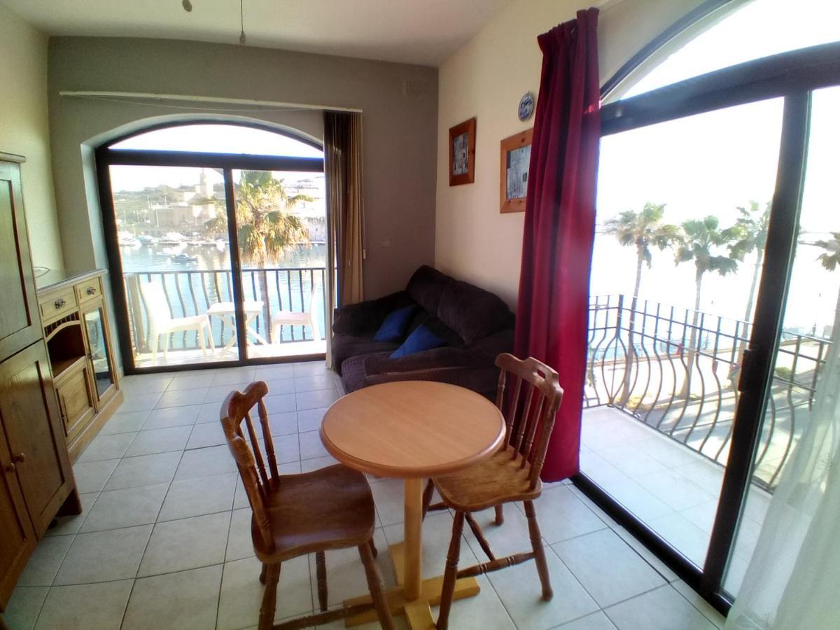Seafront Akwador Hotel Marsaskala Exterior photo